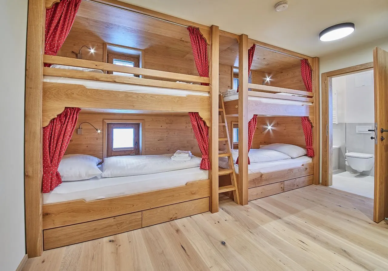 Chalet Guter Hirte Saalbach-Hinterglemm Austria